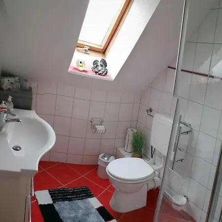 Nahe Bei Stoerti *